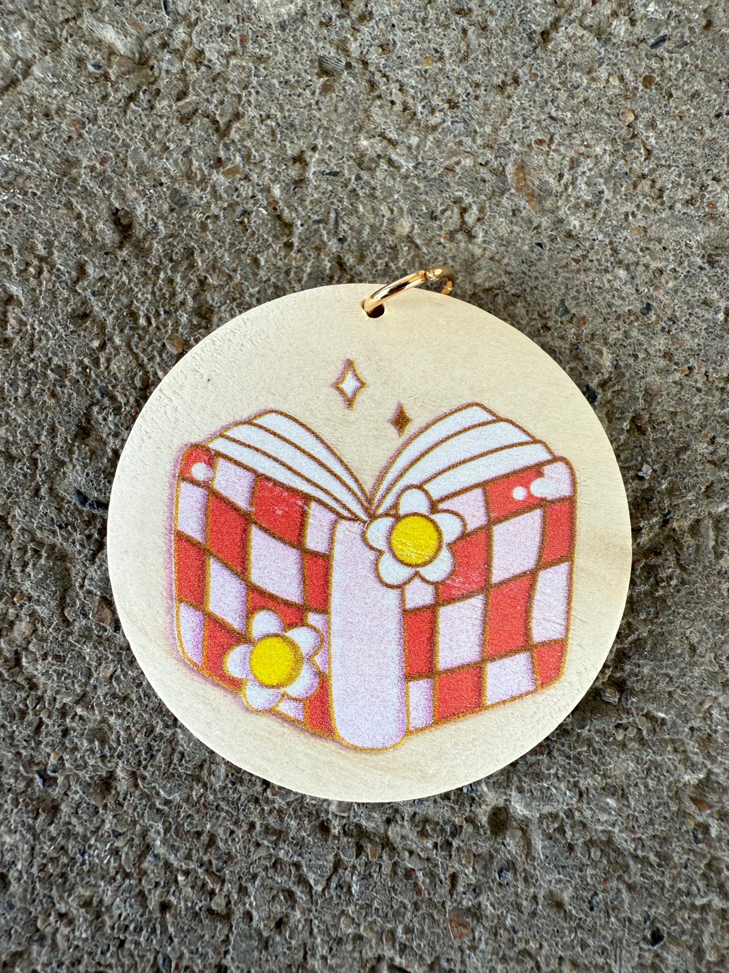 UV Printed Retro Checkered Book Keychain