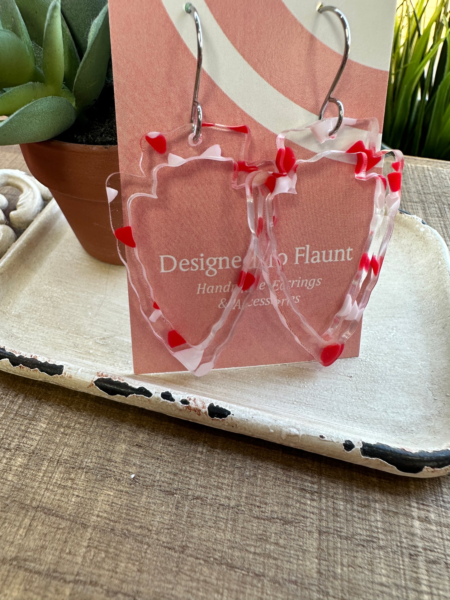 Hollow Arrowhead Dangle Earrings