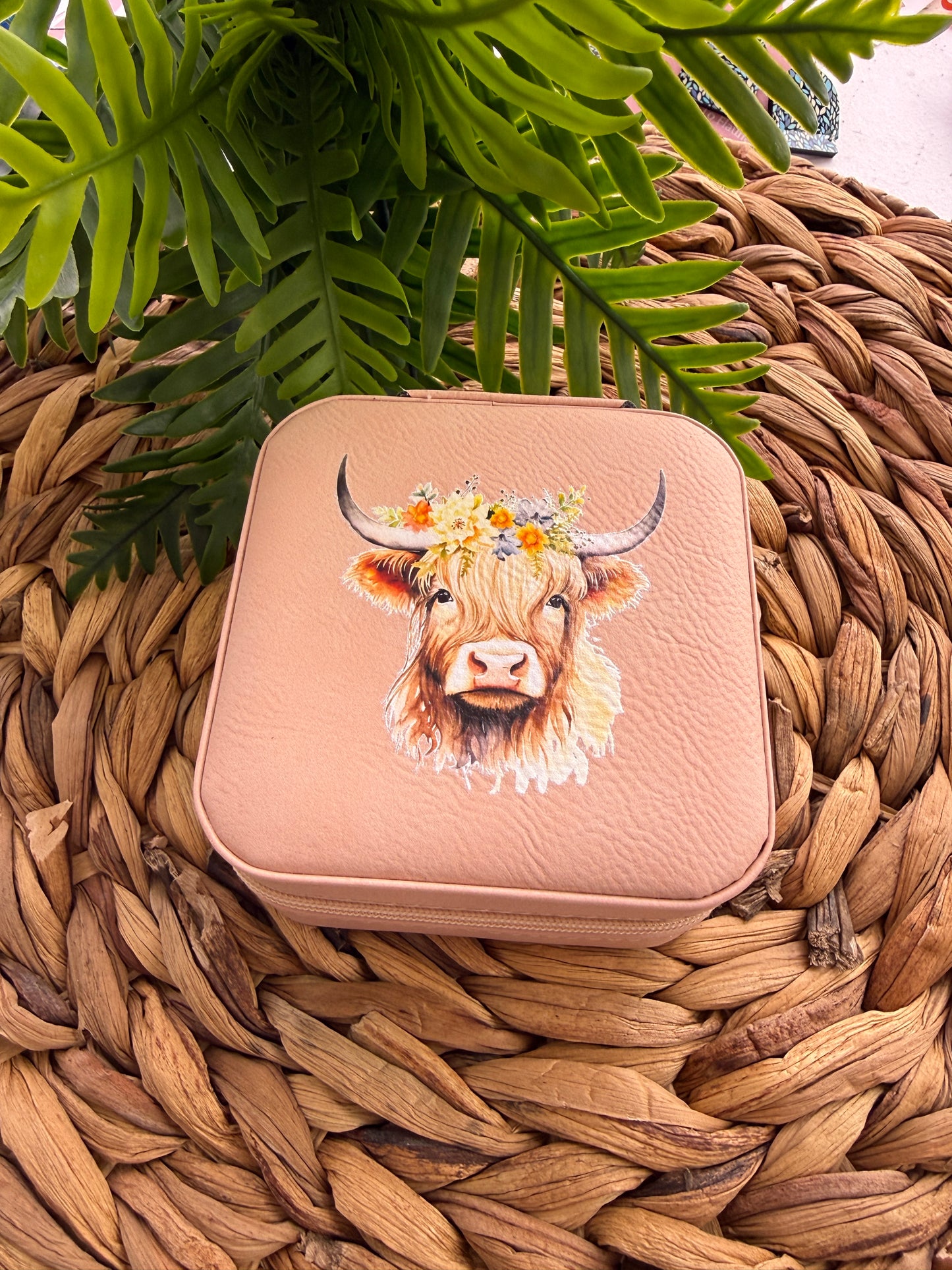 UV Printed Floral Highland Cow Compact Jewelry Box