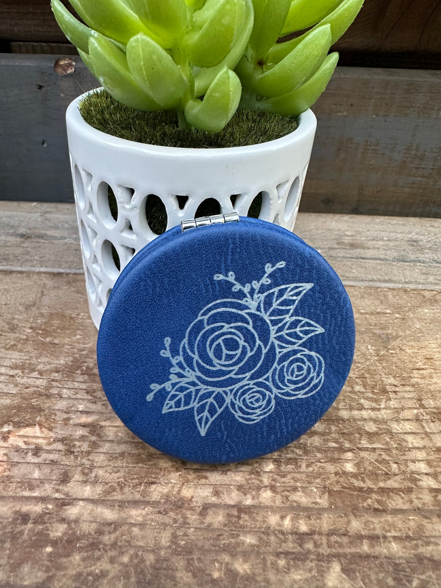 Roses Compact Mirror