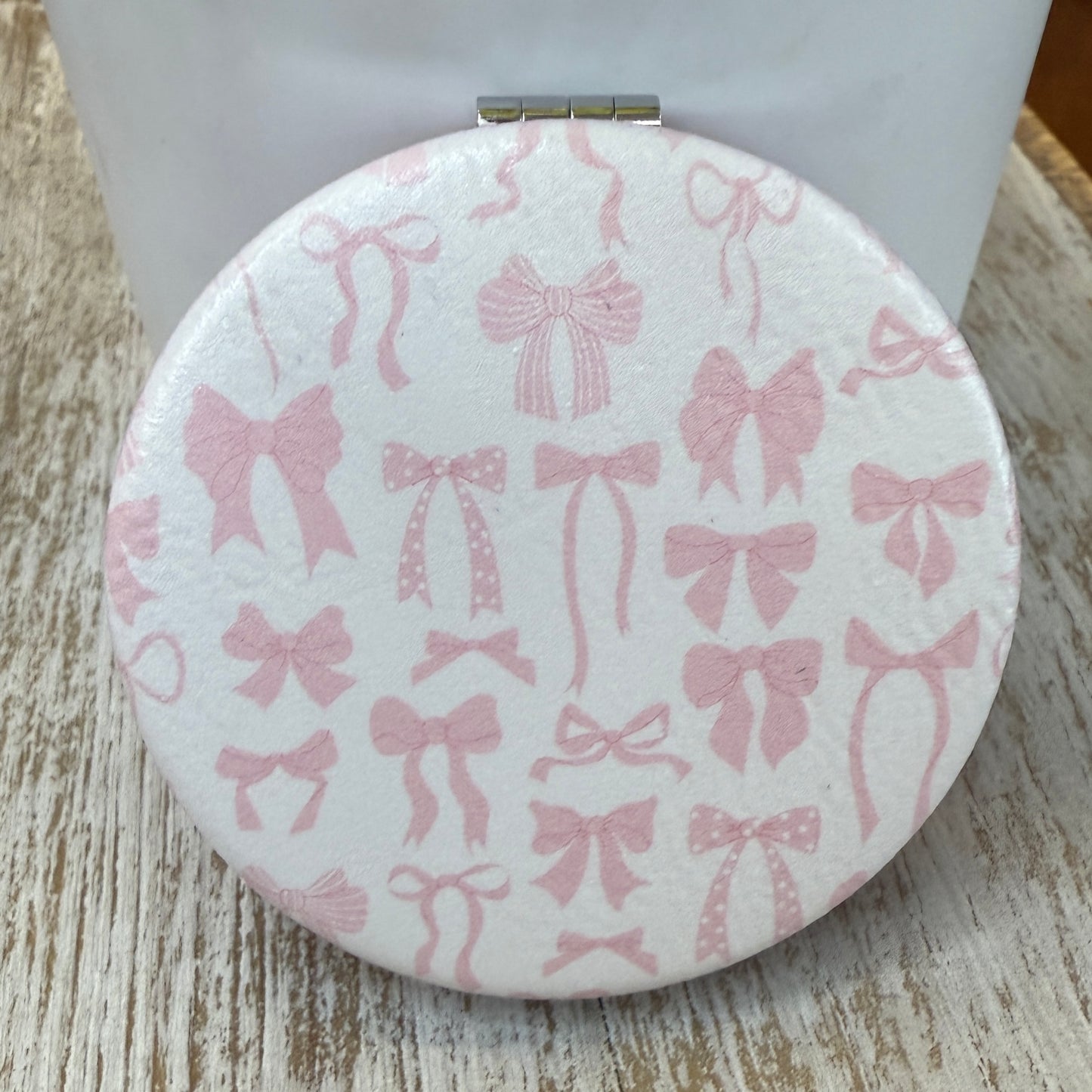 UV Printed Bows For Days Leatherette Compact Mirror