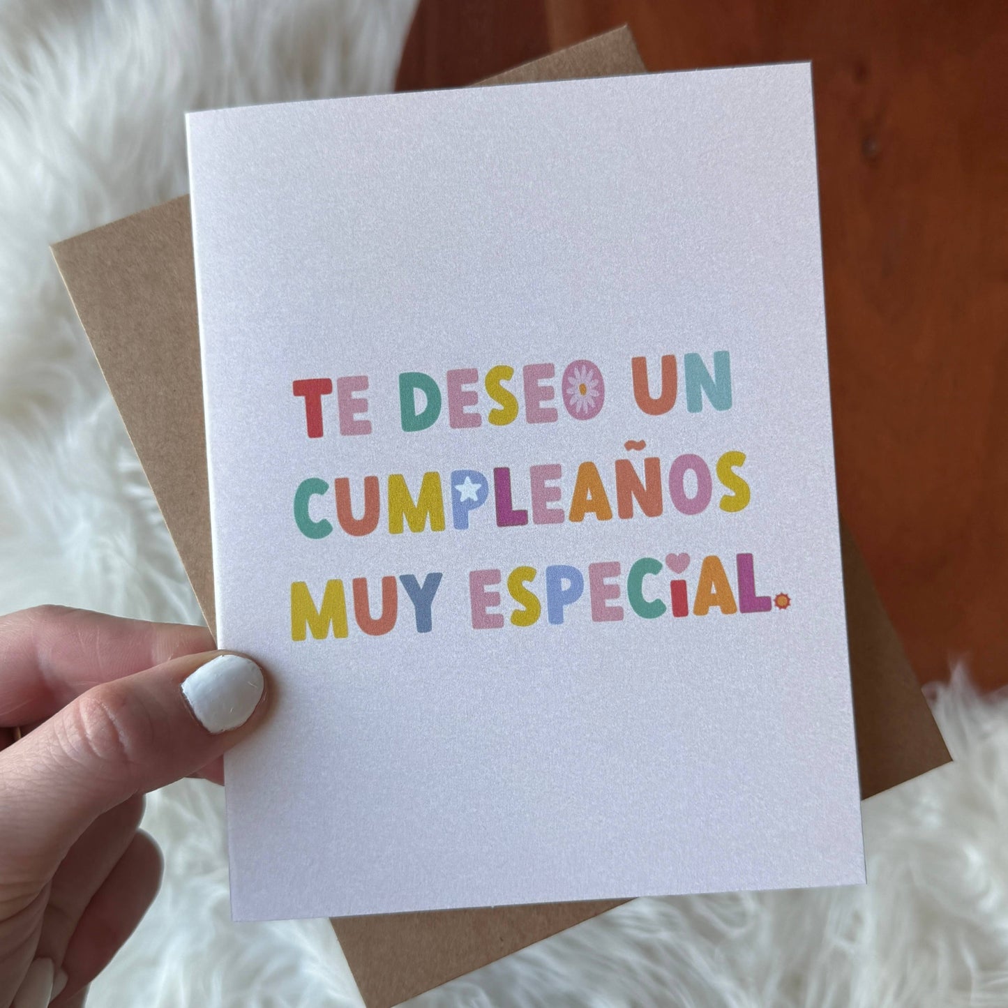 "Te deseo un cumpleaños muy especial" Spanish Birthday Card