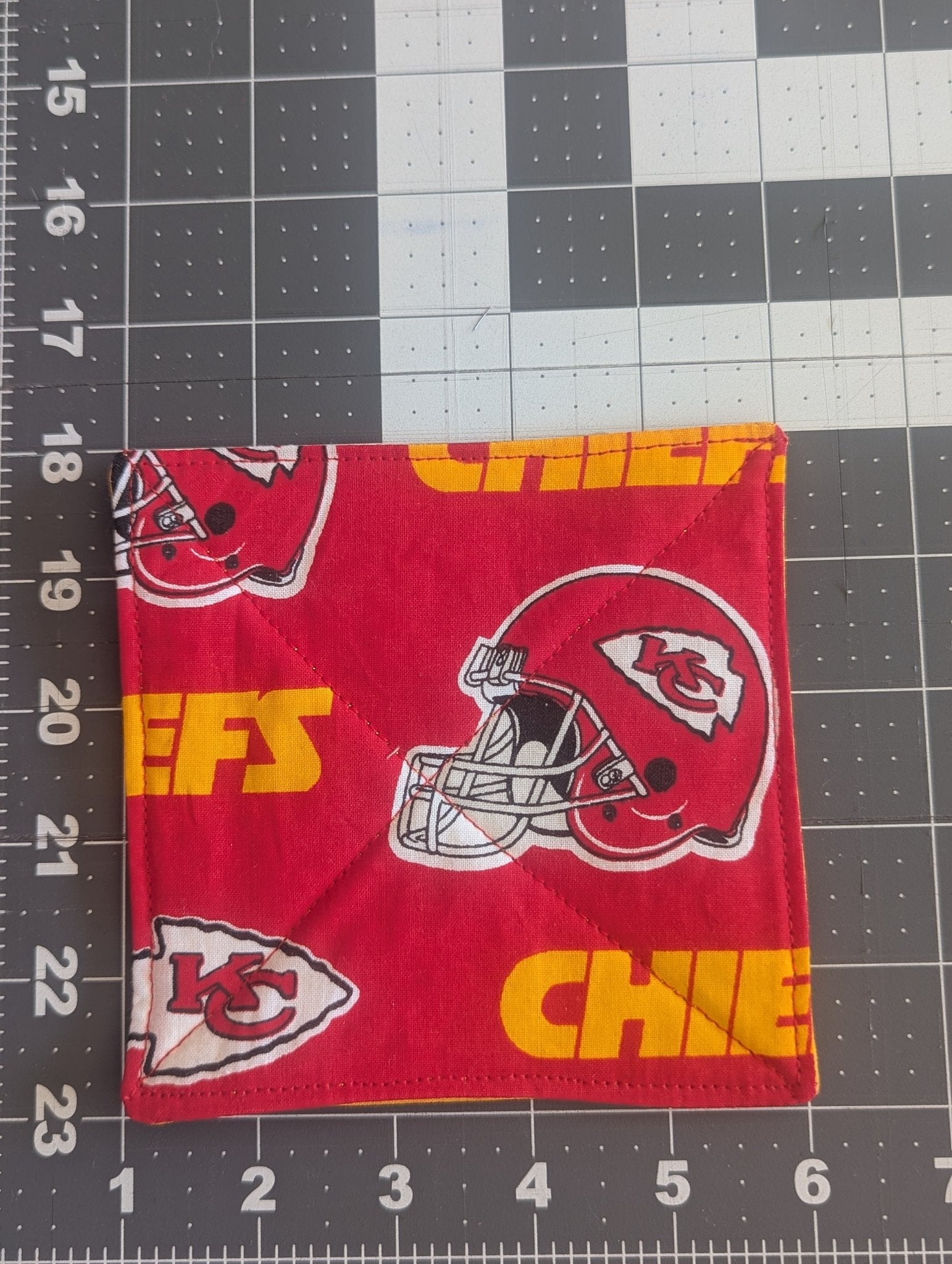 6962d7ad3c88180e99189941_chiefs-red-helmet-coaster-large_1769624315297.jpg