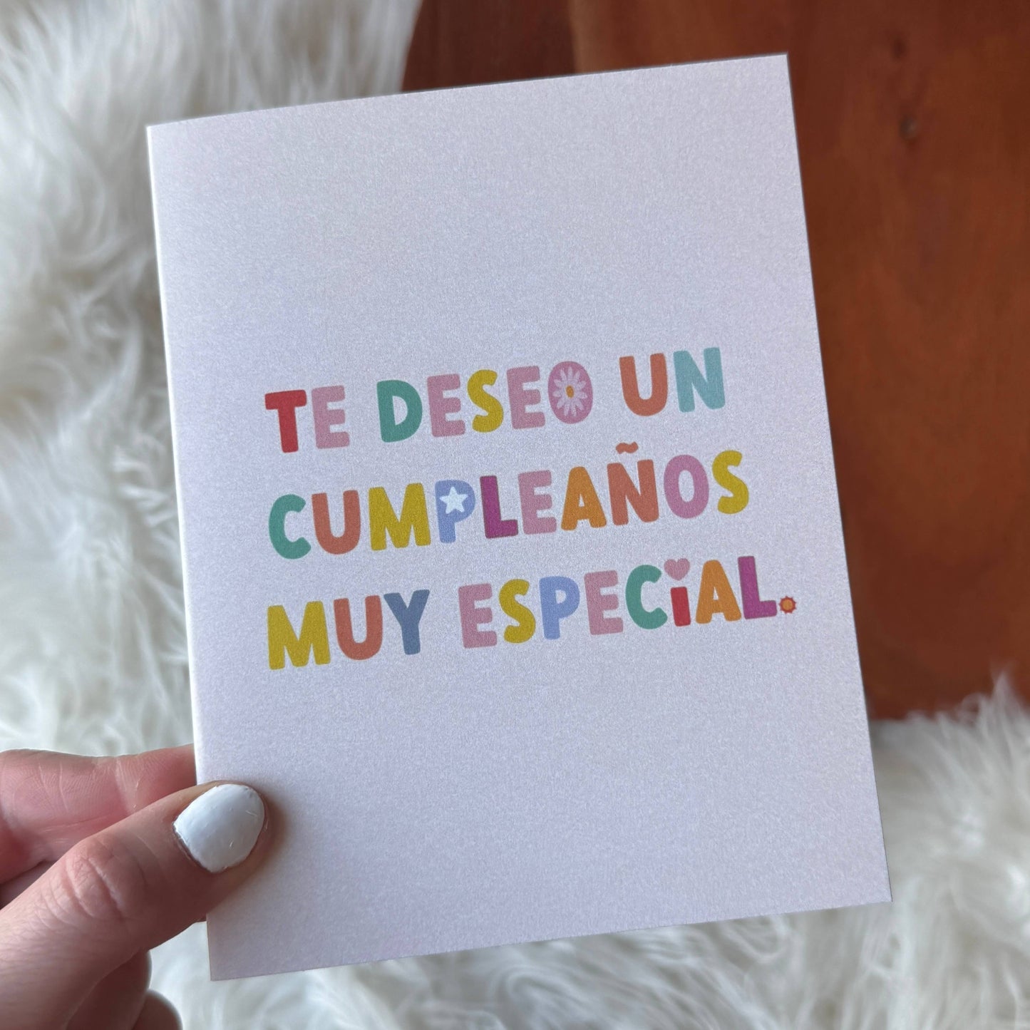 "Te deseo un cumpleaños muy especial" Spanish Birthday Card