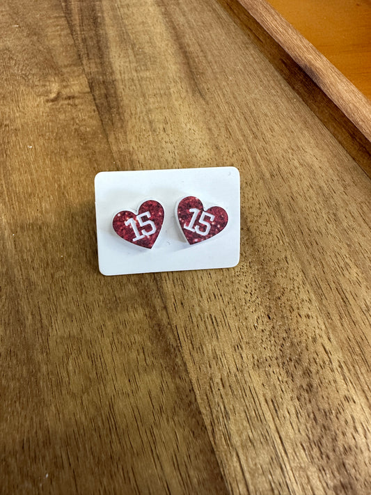 15 Heart Studs