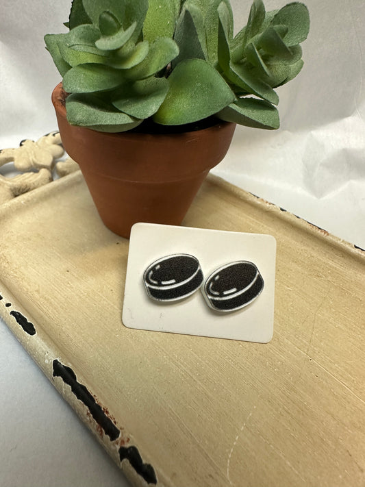 Hockey Puck Studs