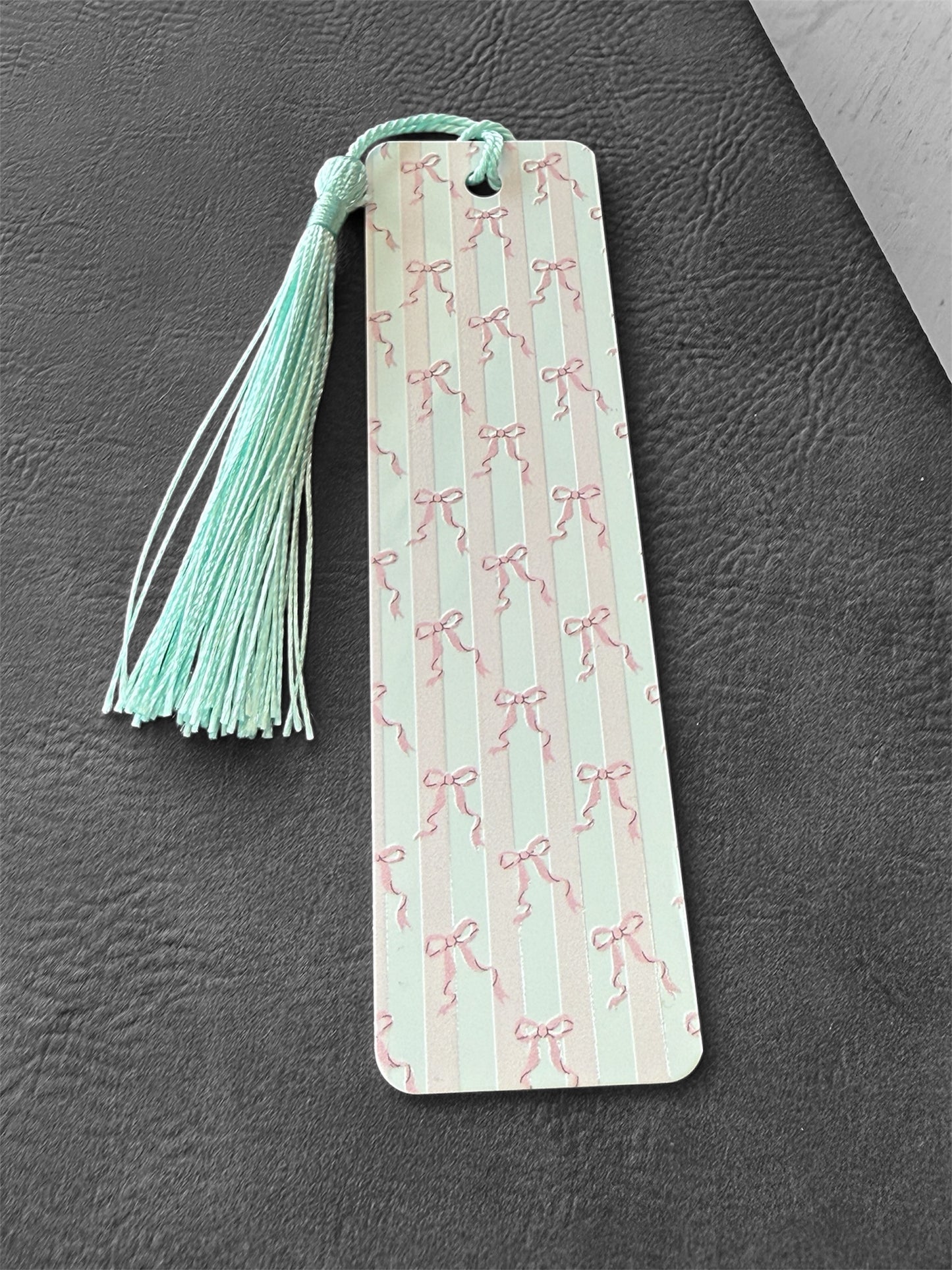 UV Printed Pink Scatter Bow Print Bookmark