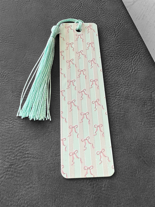 UV Printed Pink Scatter Bow Print Bookmark