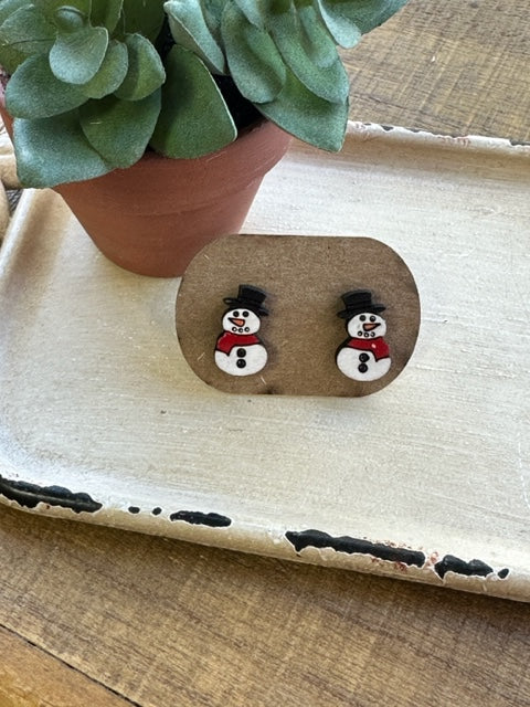 Snowman Studs