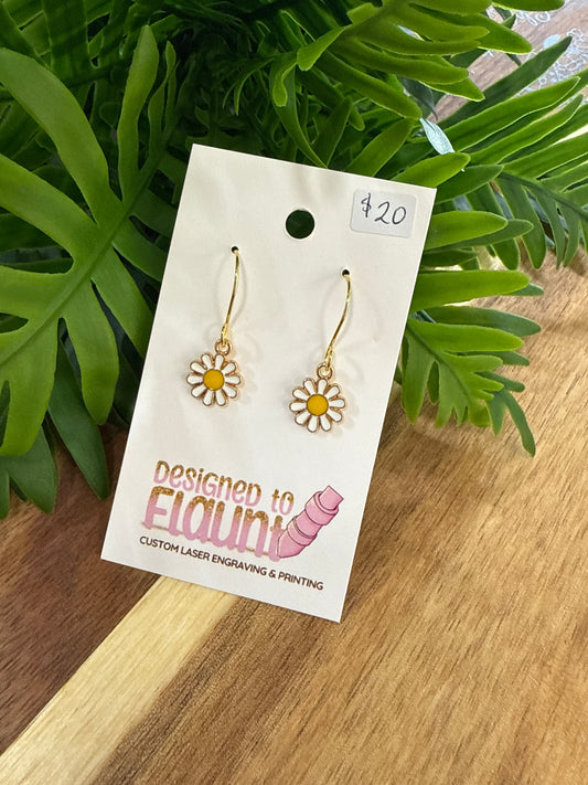 White/Yellow Daisy Gold-Plated Earrings