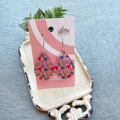 Hot Air Balloons Scattered Print Dangle Earrings